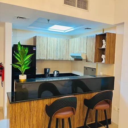 Stunning Studio With Rooftop Pool, Balcony & Gym Dubai Exterior photo